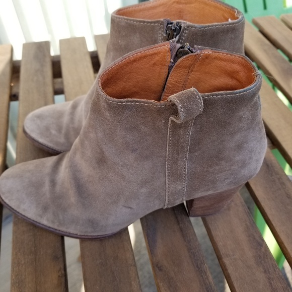 Madewell Shoes - Madewell Billie Ankle Boots Suede Size 8